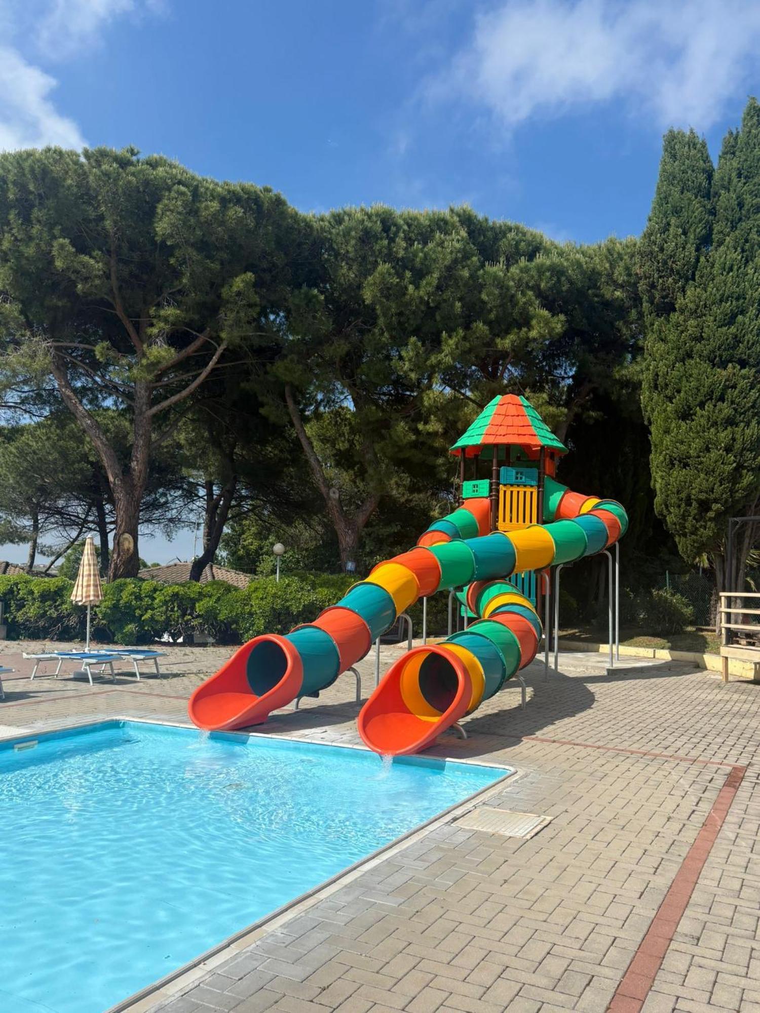 Camping Village Mar Y Sierra San Costanzo エクステリア 写真